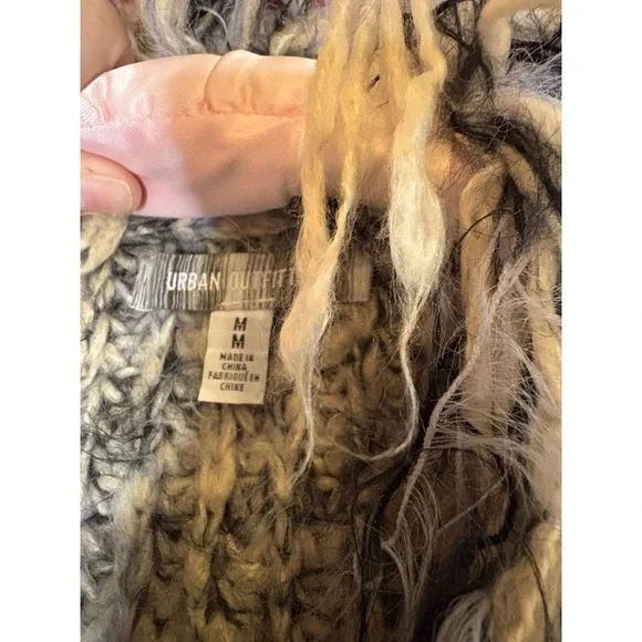 Urban outfitters Willow Fringe Cardigan Medium NWOT - Picture 8 of 13
